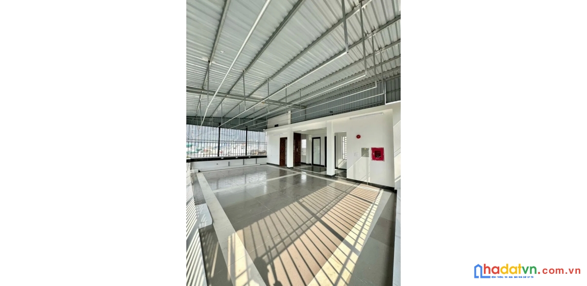 Bán nhà tân triều. thanh trì. 9 tầng thang máy. ô tô. dt 132m2. mt 10m. giá 35 tỷ.