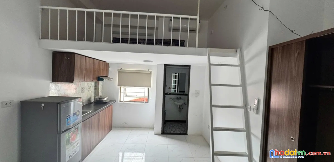 Bán nhà định công thượng. hoàng mai. thang máy. lô góc. ô tô. dt 140m2. giá 31.8 tỷ.