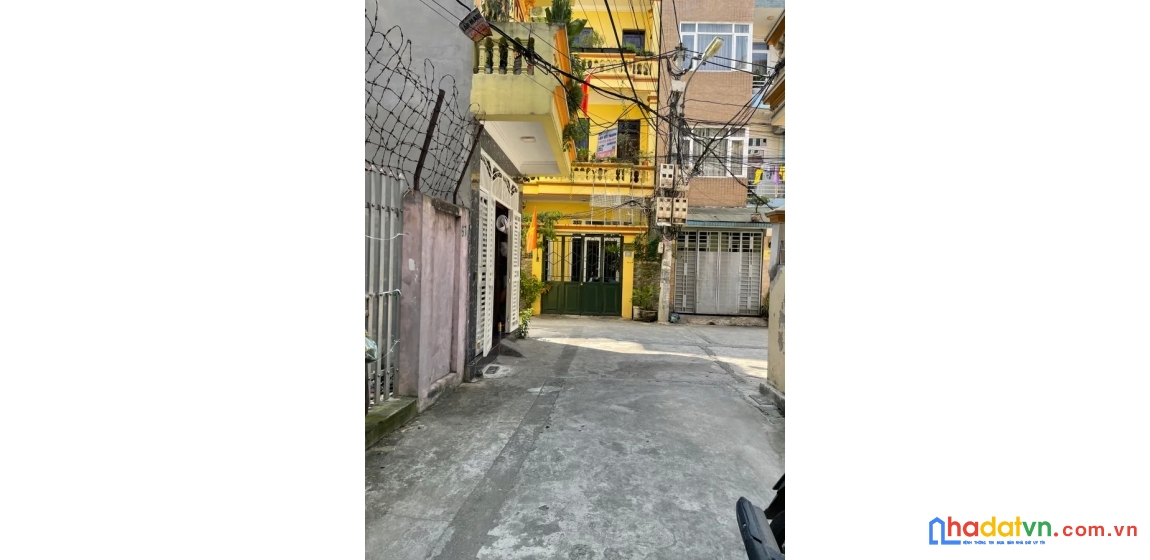 Bán nhà định công thượng. hoàng mai. thang máy. lô góc. ô tô. dt 140m2. giá 31.8 tỷ.
