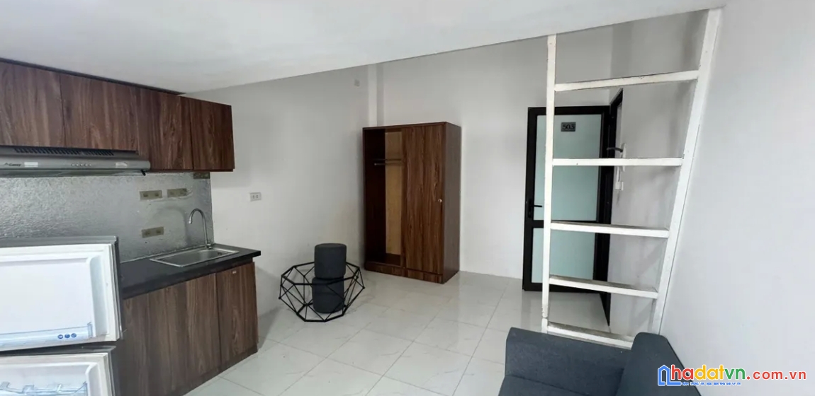 Bán nhà định công thượng. hoàng mai. thang máy. lô góc. ô tô. dt 140m2. giá 31.8 tỷ.