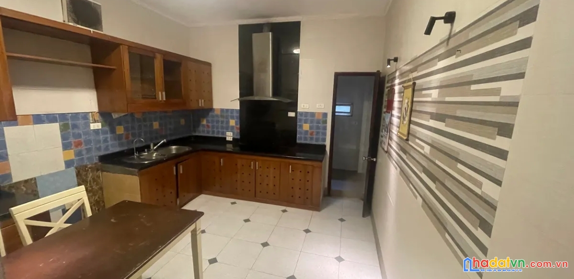 Bán nhà vương thừa vũ. thanh xuân. lô góc. ô tô. dt 80m2. mt 9,5m. 4 tầng. giá 19,7 tỷ