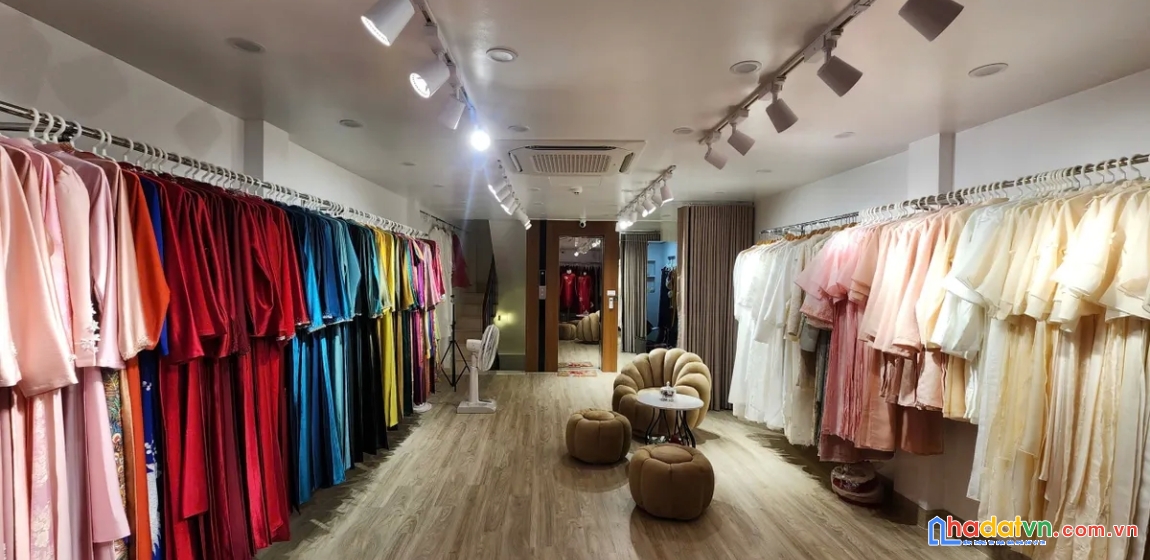 Bán nhà mặt phố trung phụng. đống đa. 6 tầng thang máy. ô tô. vỉa hè. dt 50m2. giá 20,9 tỷ.