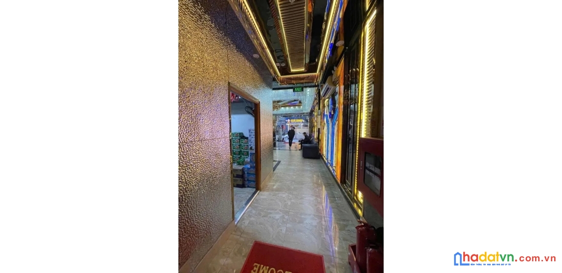 Bán nhà mặt phố trung hòa. cầu giấy. 6 tầng thang máy. ô tô. vỉa hè. dt 132m2. giá 83,5 tỷ.