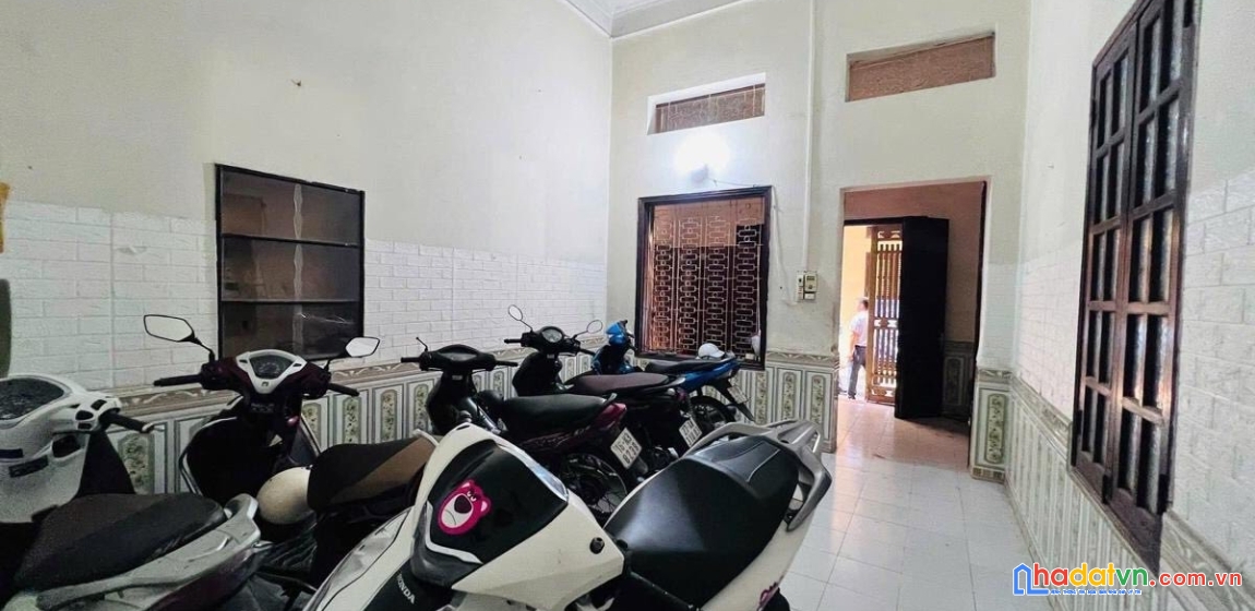 Bán nhà phố vương thừa vũ, thanh xuân 60m, 3 tầng. giá: 16.5 tỷ. lh: 0937158386