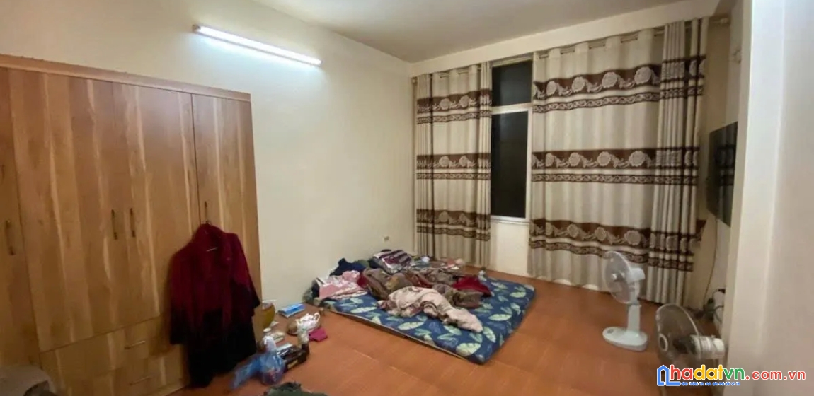 Bán nhà nguyễn lương bằng. đống đa. dt 64m2. mt 3,8m. 4 tầng. giá 12,7 tỷ.