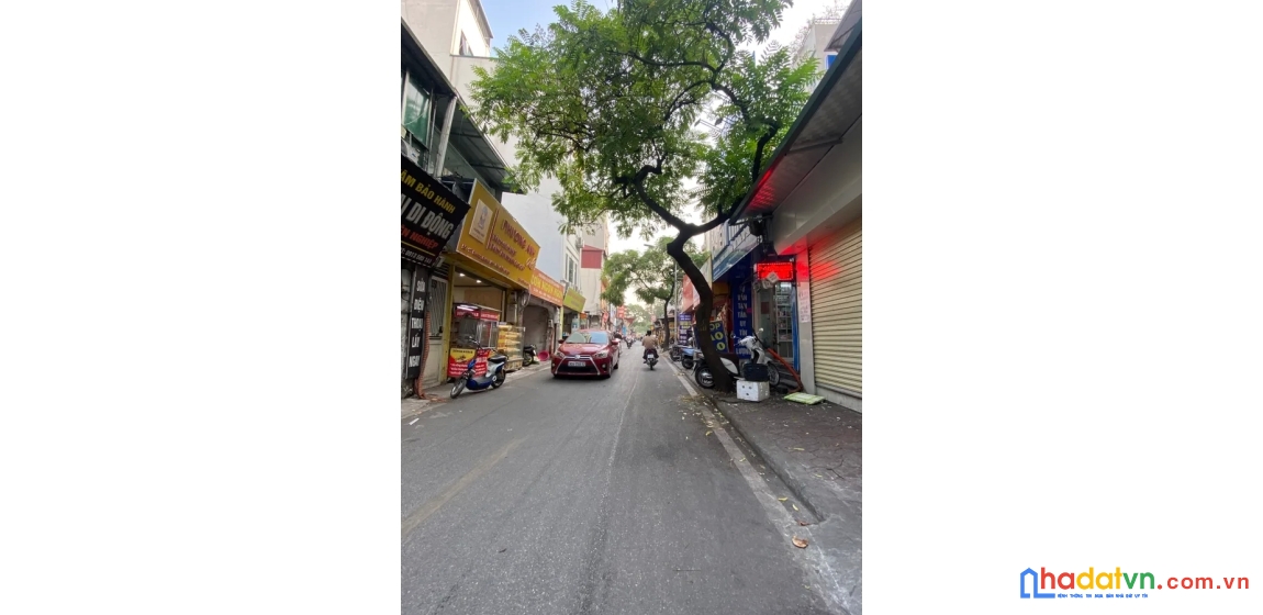 Bán nhà mặt phố dương quảng hàm. cầu giấy. ô tô. vỉa hè. dt 110m2. mt 4,5m. giá 39,8 tỷ.