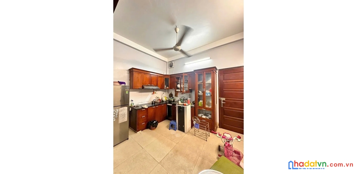 Bán nhà ngõ gốc đề. hoàng mai. dt 65m2. mt 4.3m. 5 tầng. giá 13,8 tỷ.