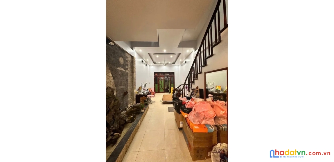 Bán nhà ngõ gốc đề. hoàng mai. dt 65m2. mt 4.3m. 5 tầng. giá 13,8 tỷ.