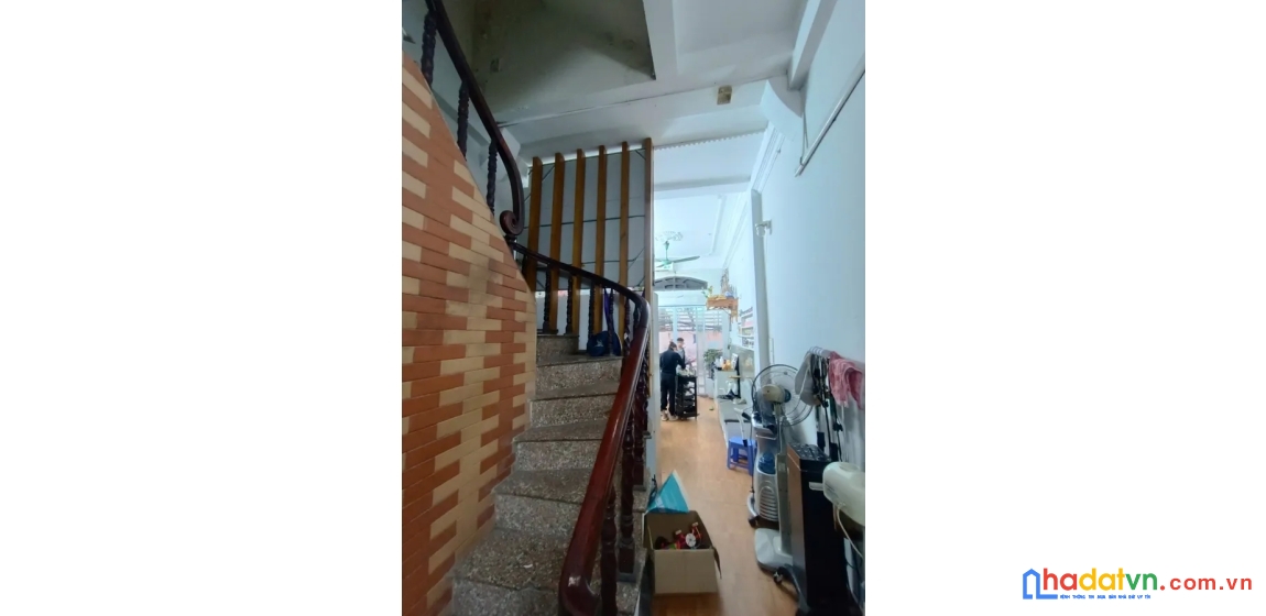 Bán nhà nguyễn trãi. thanh xuân. ô tô. vỉa hè. dt 35m2. mt 3,2m. 5 tầng. giá 13,9 tỷ.