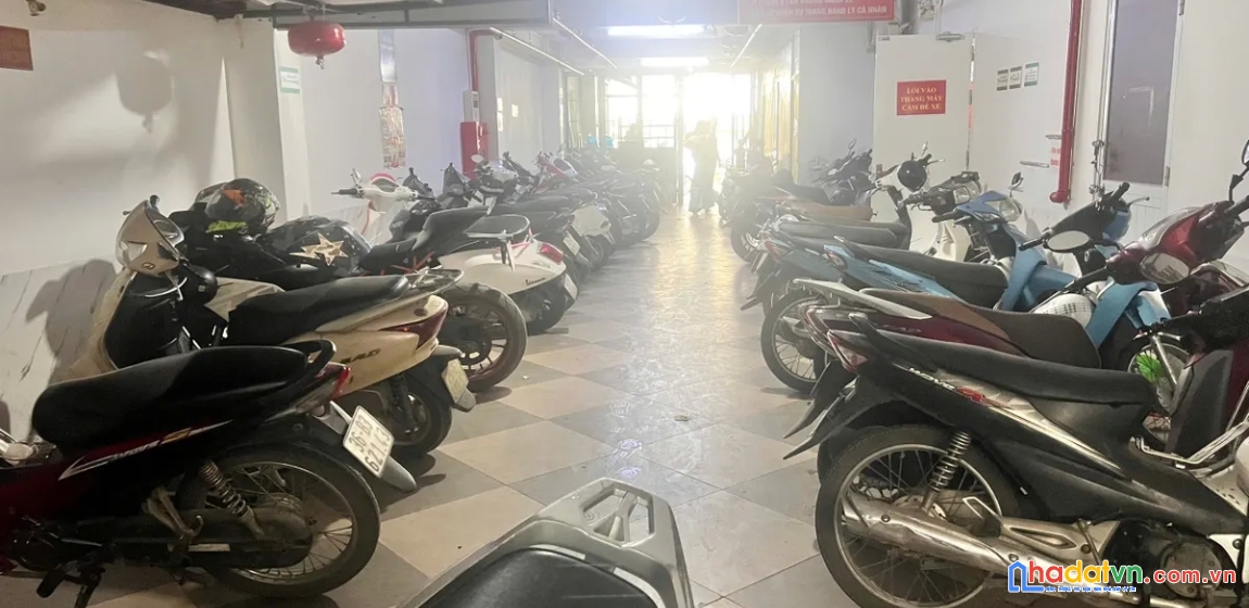 Bán tòa nhà chdv quan hoa. cầu giấy. 10 tầng thang máy. ô tô. dt 166m2. giá 59,5 tỷ.