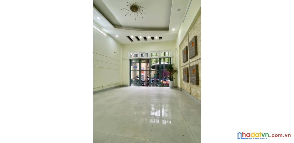 Bán nhà trần duy hưng. cầu giấy. ô tô. kinh doanh. dt 57m2. mt 4,7m. 5 tầng. giá 22,4 tỷ