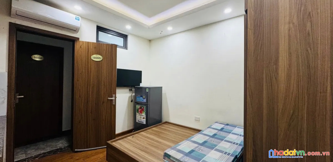 Bán nhà võ chí công. cầu giấy. thang máy. lô góc. ô tô. dt 176m2. mt 8m. giá 78,6 tỷ. 