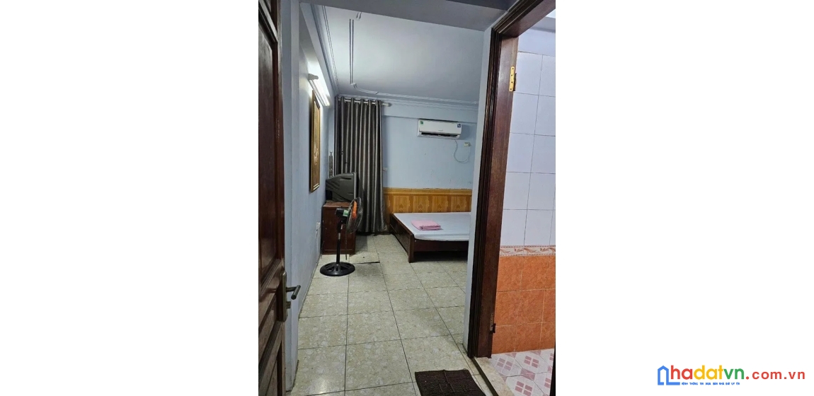 Bán nhà mặt phố nguyễn hoàng tôn. bắc từ liêm. ô tô. dt 43m2. 6 tầng. giá 5,7 tỷ.