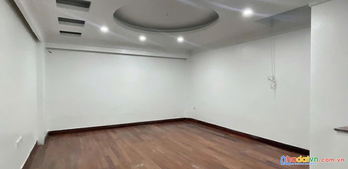 Bán nhà phố thái hà, đống đa 49m, 5 tầng, mt 4.3m.