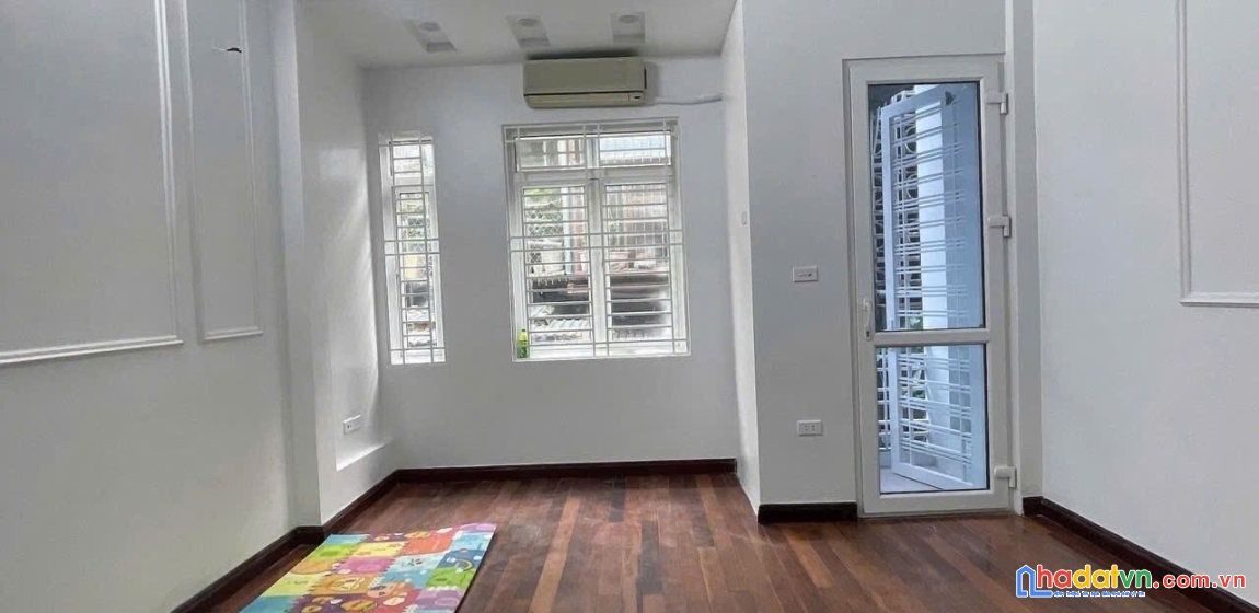 Bán nhà phố thái hà, đống đa 49m, 5 tầng, mt 4.3m.