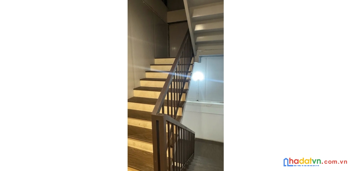 Bán nhà tam trinh. hoàng mai. ô tô. dt 94m2. mt 4,7m. 3 tầng. giá 17,4 tỷ