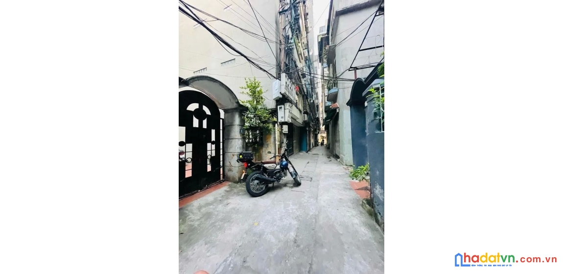 Bán nhà khương đình. thanh xuân. dt 156m2. mt 8m. 4 tầng. giá 27,2 tỷ.