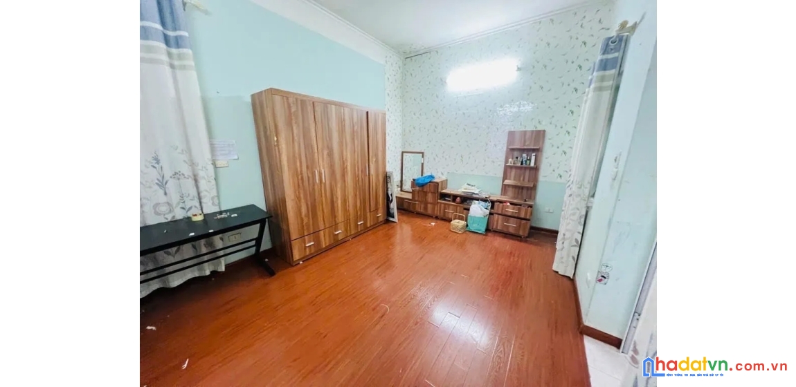 Bán nhà khương đình. thanh xuân. dt 156m2. mt 8m. 4 tầng. giá 27,2 tỷ.