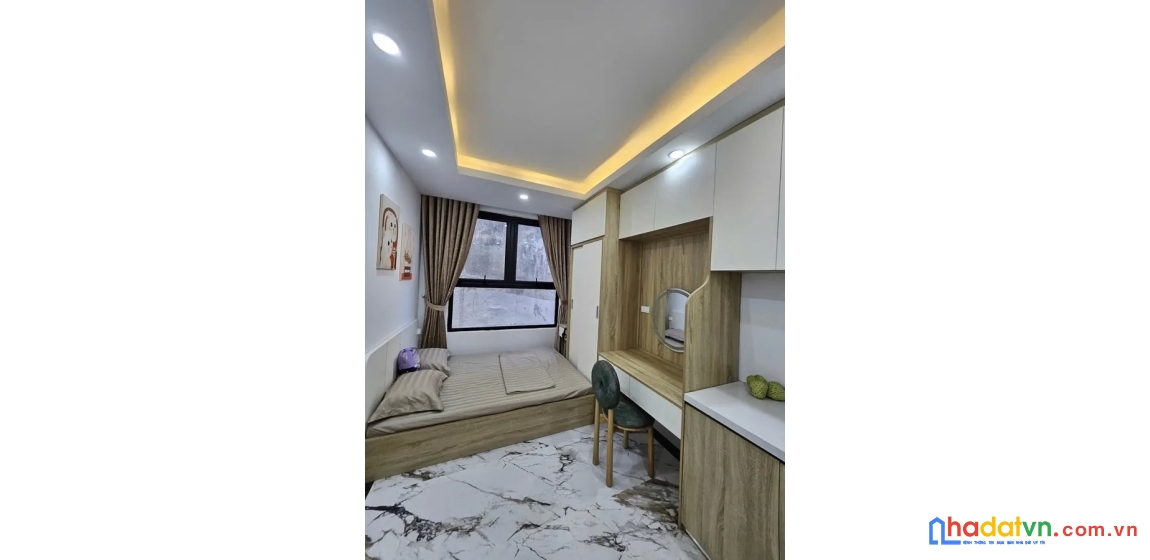 Bán nhà minh khai. hai bà trưng. 6 tầng thang máy. dt 63m2. mt 7m. giá 15,1 tỷ.