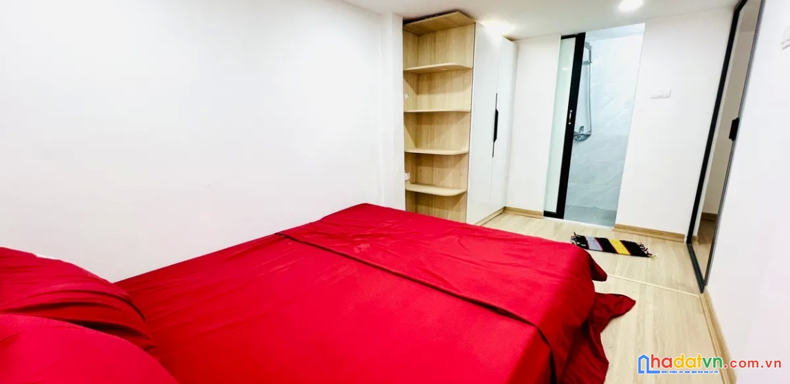 Bán nhà minh khai. hai bà trưng. dt 18m2. mt 3,7m. 5 tầng. giá 4,73 tỷ. 