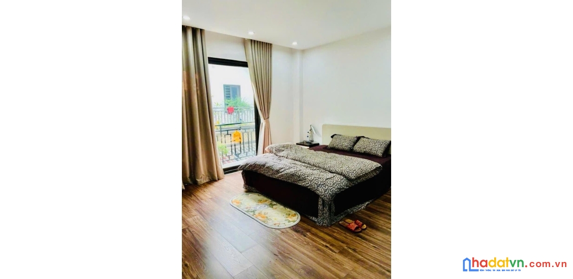 Bán nhà phố lê trọng tấn, thanh xuân 47m, 6 tầng, mt 4.5m. giá: 13.5 tỷ. lh: 0937158386