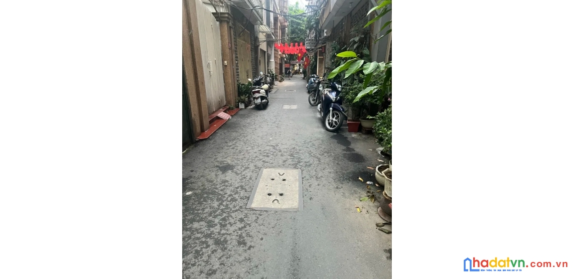 Bán nhà nguyễn văn trỗi. thanh xuân. ô tô. dt 103m2. mt 4,3m. 3 tầng. giá 19,9 tỷ