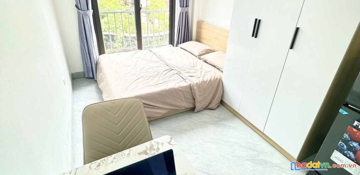 Bán nhà phố minh khai, hai bà trưng 93m, 7 tầng, mt 5.2m. giá: 25.5 tỷ. lh: 0937158386