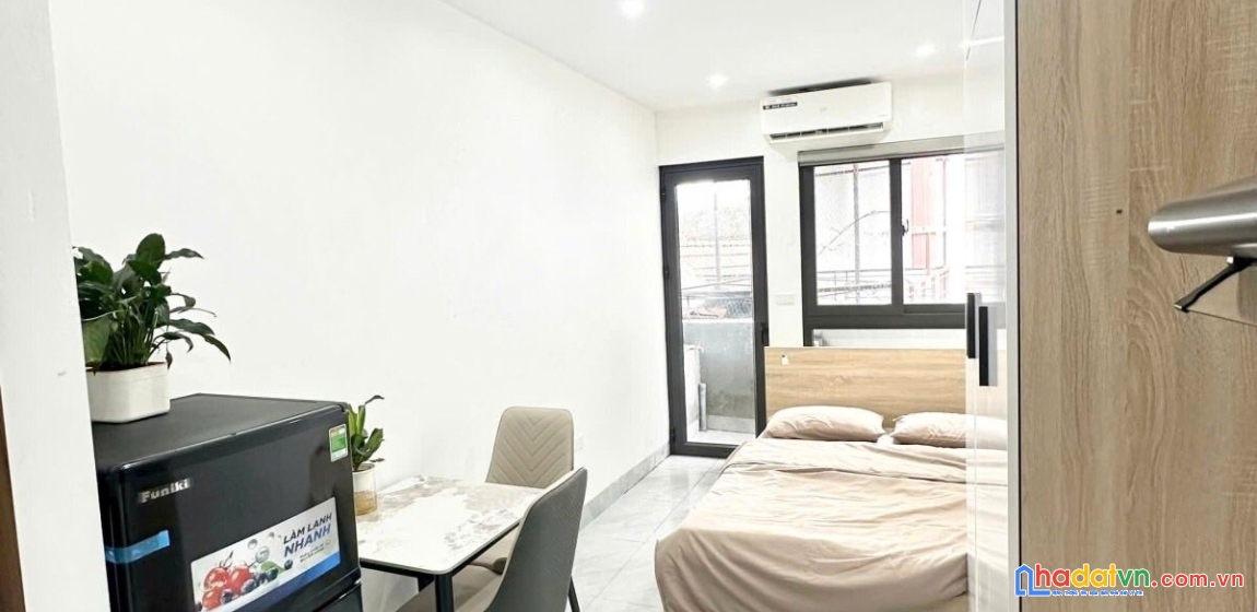 Bán nhà phố minh khai, hai bà trưng 93m, 7 tầng, mt 5.2m. giá: 25.5 tỷ. lh: 0937158386