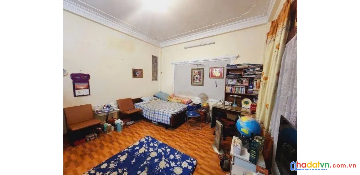 Bán nhà chùa láng. đống đa. ô tô. dt 50m2. mt 4,7m. 4 tầng. giá 14,8 tỷ.