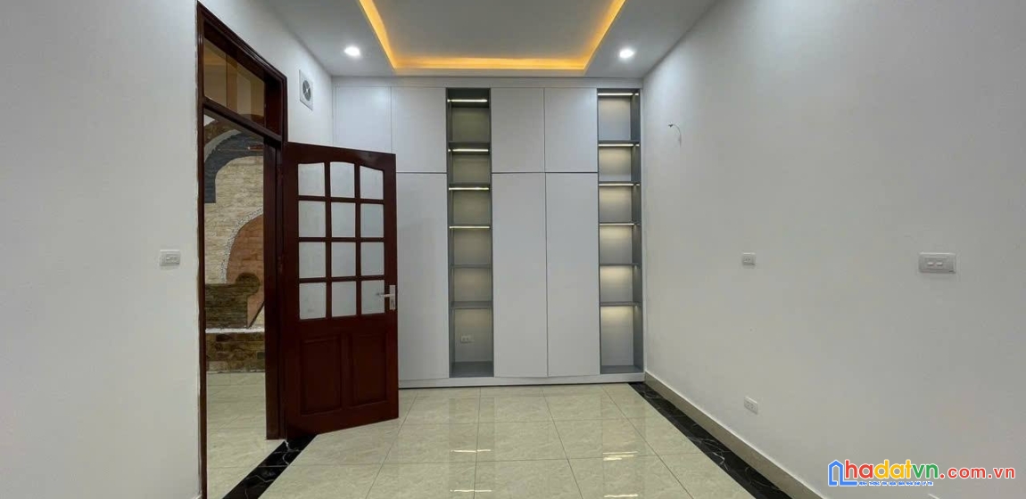 Nhà khương trung - phân lô - 2 nhà ra phố - ngõ thông - 51m2 - 3t - mt 5m - 8.1tỷ
