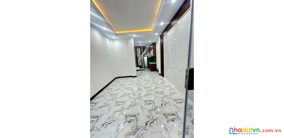 Bán nhà giáp nhị. hoàng mai. dt 34m2. mt 3,2m. giá 6,9 tỷ.