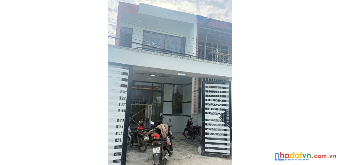 Chính chủ bán gấp nhà 2 tầng chỉ 1,2 tỷ cần đước