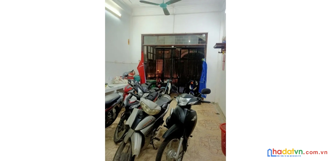 Bán nhà mặt phố xã đàn 2. đống đa. ô tô. dt 54m2. mt 4,2m. 4 tầng. giá 16,2 tỷ.