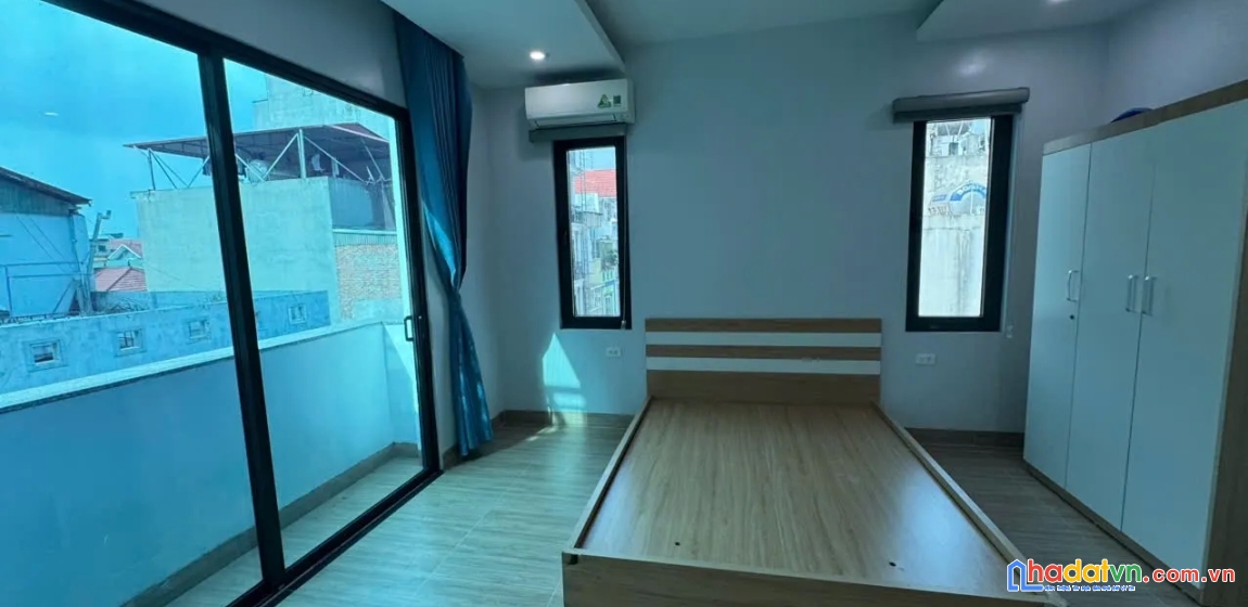 Bán nhà mặt phố kim giang. hoàng mai. 8 tầng thang máy. ô tô. vỉa hè. dt 106m2. giá 54,5 tỷ.