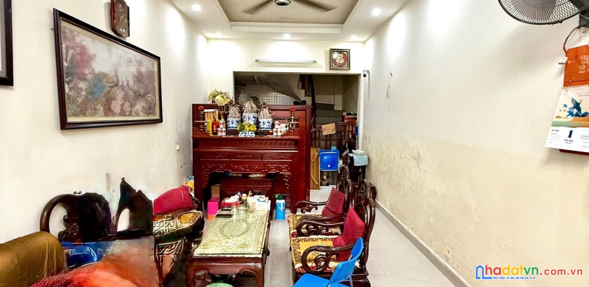 Nhà đường láng - phân lô oto tránh - nở hậu - ngõ thông kd