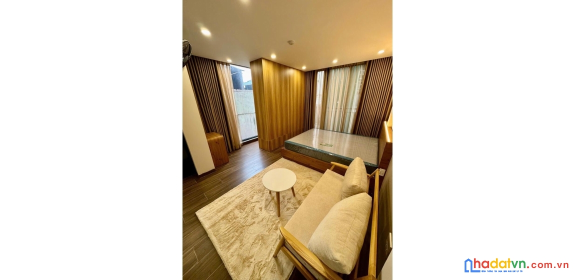 Bán nhà phố tạ quang bửu, hai bà trưng 42m, 7 tầng. giá: 18.7 tỷ. lh: 0937158386