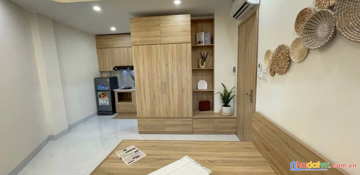 Bán nhà chính kinh. thanh xuân. 8 tầng thang máy. lô góc. dt 57m2. mt 6,5m. giá 17,9 tỷ.