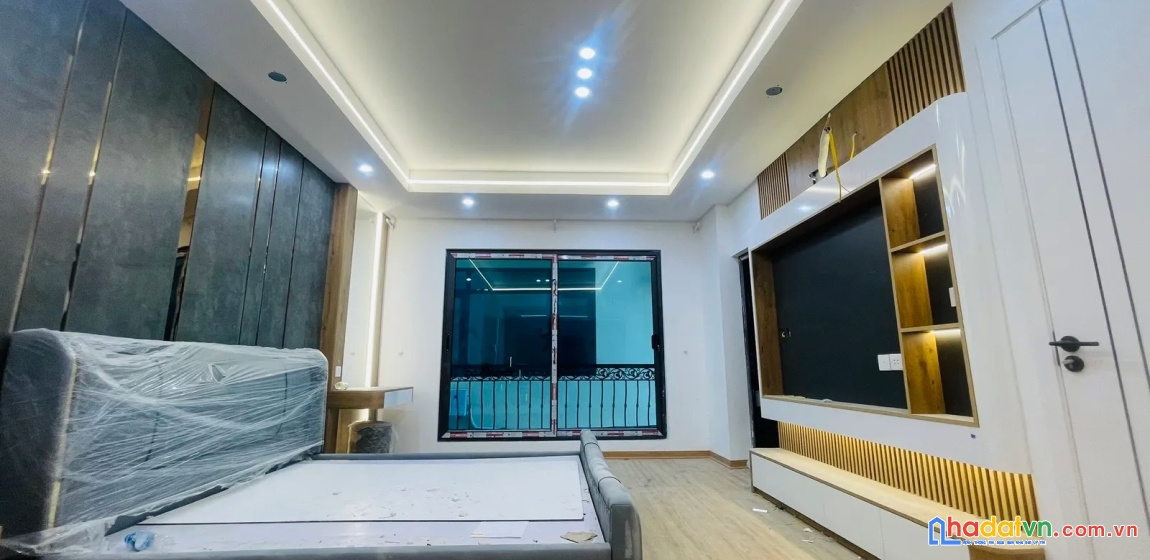 Bán nhà nguyễn ngọc nại. thanh xuân. 7 tầng thang máy. ô tô. dt 35m2. mt 5,8m. giá 17,2 tỷ.