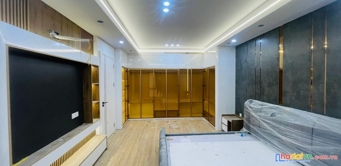 Bán nhà nguyễn ngọc nại. thanh xuân. 7 tầng thang máy. ô tô. dt 35m2. mt 5,8m. giá 17,2 tỷ.
