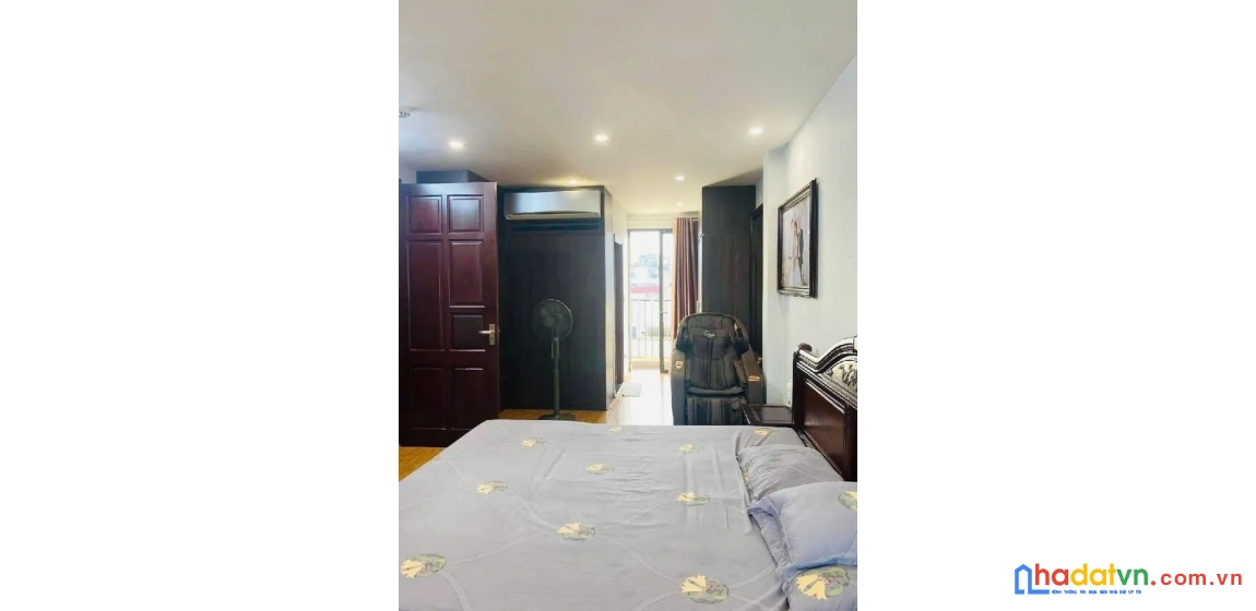 Bán nhà cầu giấy. cầu giấy. 7 tầng thang máy. lô góc. ô tô. dt 90m2. mt 10m. giá 34,7 tỷ.