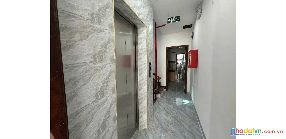 Bán nhà đường láng. đống đa. 7 tầng thang máy. dt 48m2. mt 4. giá 16,2 tỷ.