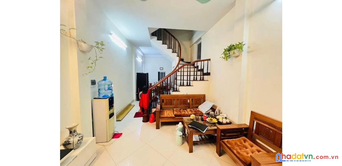 Bán nhà đội cấn. ba đình. lô góc. dt 50m2. mt 3,7m. 4 tầng. giá 10,4 tỷ.