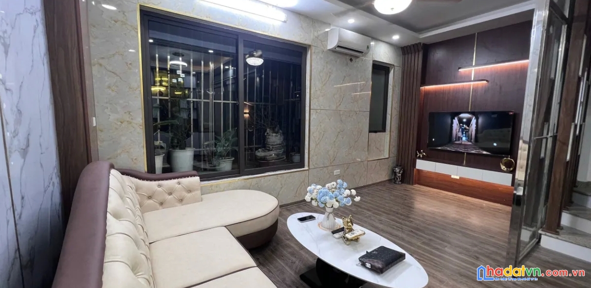 Bán nhà nhân hòa. thanh xuân. ô tô. kinh doanh. dt 34m2. mt 5,6m. 6 tầng. giá 13,15 tỷ.