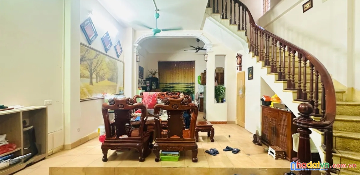 Bán nhà đặng tiến đông. đống đa. dt 50m2. mt 4,7m. 5 tầng. giá 16,4 tỷ. 