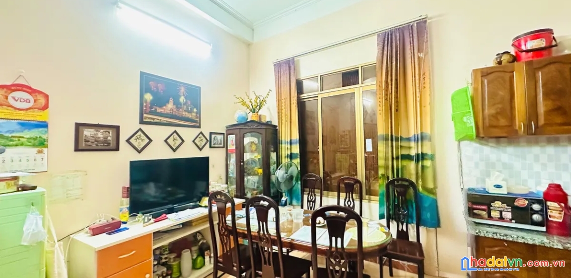 Bán nhà đặng tiến đông. đống đa. dt 50m2. mt 4,7m. 5 tầng. giá 16,4 tỷ. 