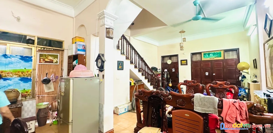 Bán nhà đặng tiến đông. đống đa. dt 50m2. mt 4,7m. 5 tầng. giá 16,4 tỷ. 