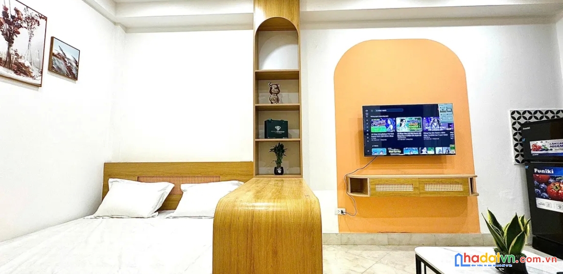 Bán nhà khương trung. thanh xuân. 7 tầng thang máy. ô tô. dt 143m2. mt 4,1m. giá 41,8 tỷ.