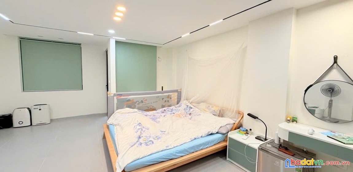 Bán nhà phố trần quang diệu 63m, 7 tầng, mt 5.2m. giá: 28.5 tỷ. lh: 0937158386