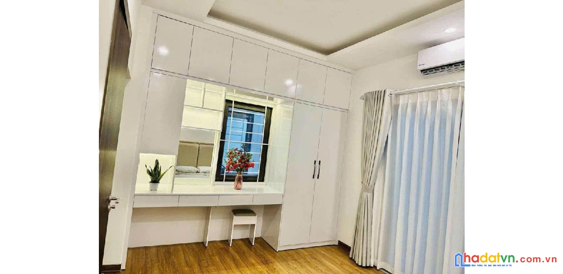 Bán gấp nhà nguyễn khánh toàn ngõ thông gần phố kinh doanh 60m² x 5 tầng 15 tỷ