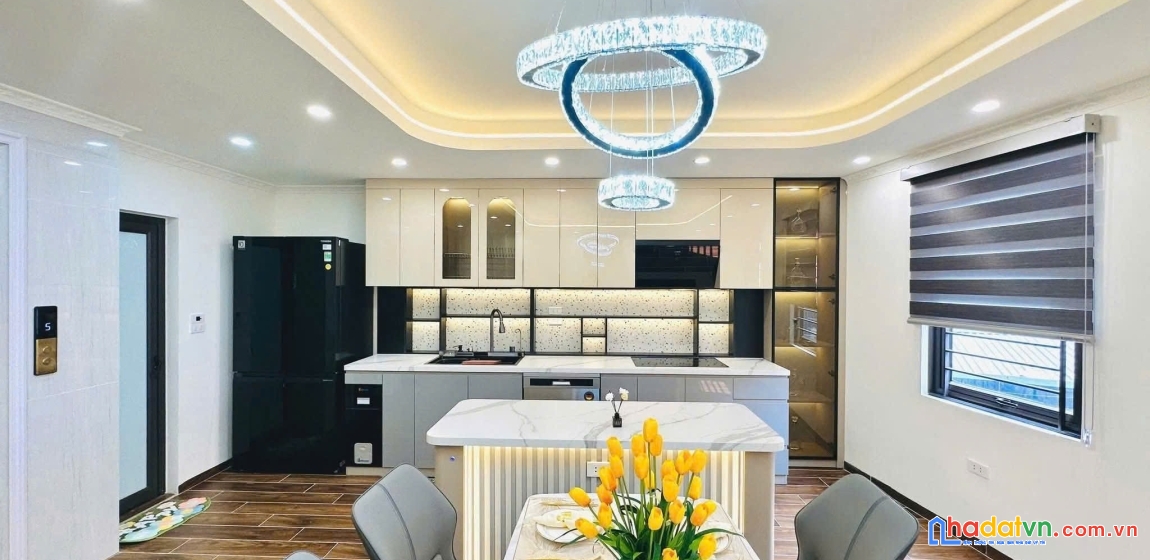 Bán gấp nhà nguyễn khánh toàn ngõ thông gần phố kinh doanh 60m² x 5 tầng 15 tỷ